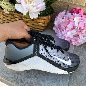 Nike Black and White Athletic Shoes